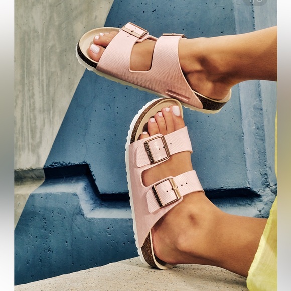 Birkenstock Shoes - BIRKENSTOCK ARIZONA BS BIRKO FLOR EMBOSSED SHINY LIZARD LIGHT ROSE SANDALS 38 7